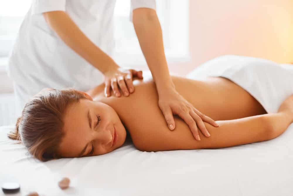 Woman-getting-massage