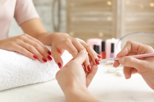 What You Need To Know When You Go To The Nail Salon For The First Time